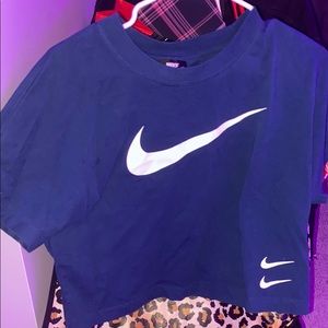 nike crop top